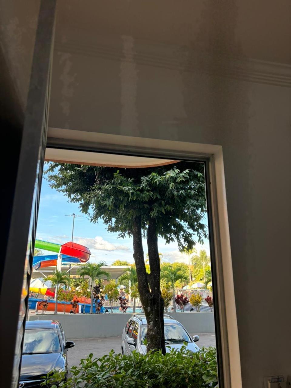 Diroma Fiori Frente As Piscinas Apartamento Caldas Novas