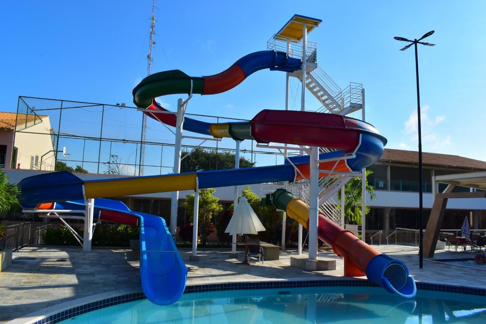 Diroma Fiori Frente As Piscinas Apartamento